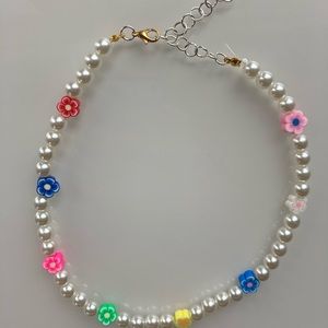 fun multicolored adjustable flower necklace